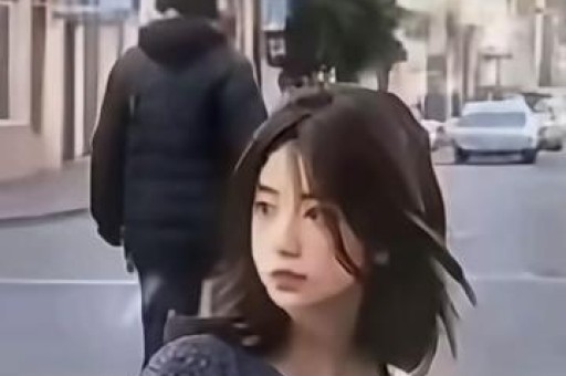 “热搜榜单主榜高位呈现大量炒作明星个人动态等”快手、微博被查！